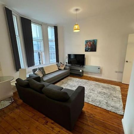 Апартаменти Sleep 6 -Sheffield-George Street Gs202 Екстер'єр фото
