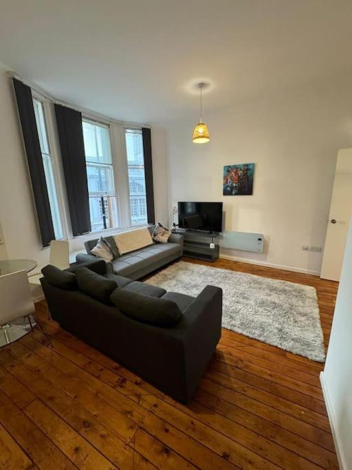 Апартаменти Sleep 6 -Sheffield-George Street Gs202 Екстер'єр фото