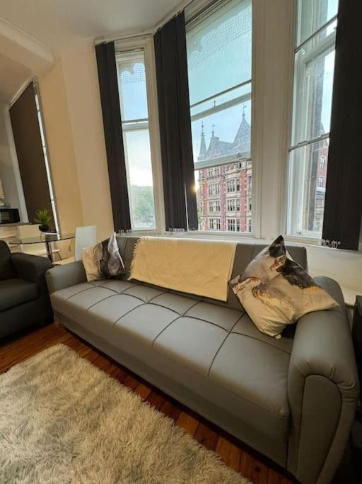Апартаменти Sleep 6 -Sheffield-George Street Gs202 Екстер'єр фото